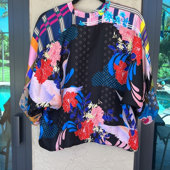 Johnny Was xs reversible top. Gorgeous and perfect condition. - Picture 2 of 6